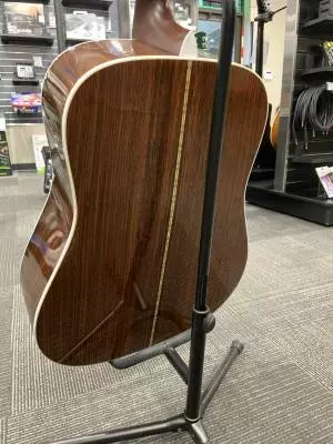 Martin Guitars - D-28 2012 2